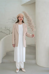 Tailored Linen Blazer with Structured Lapels